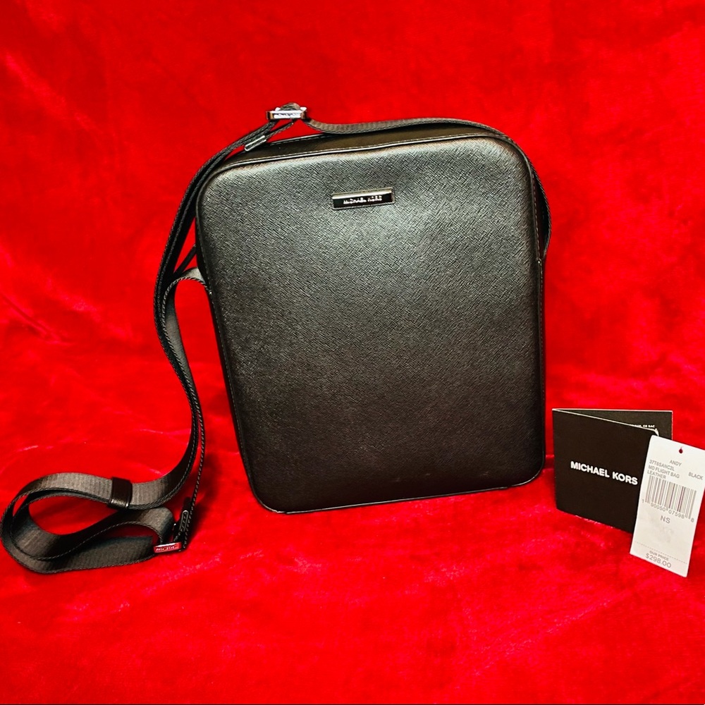 Michael Kors Men’s Andy Flight Bag Black Crossbody - Picture 2 of 15
